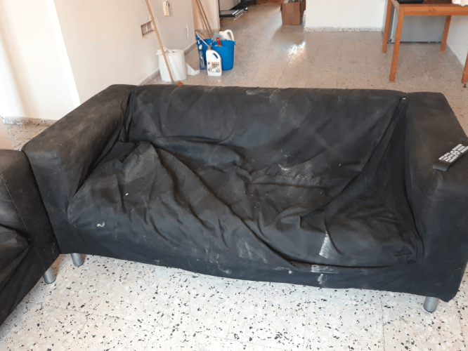 ניקיון ספה מבד לפני